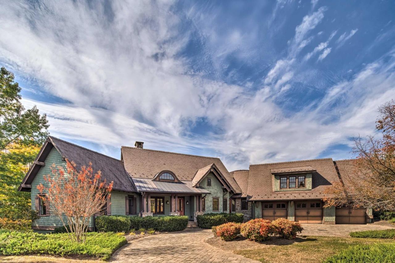 Stunning Mill Spring Home With Mountain Views! エクステリア 写真