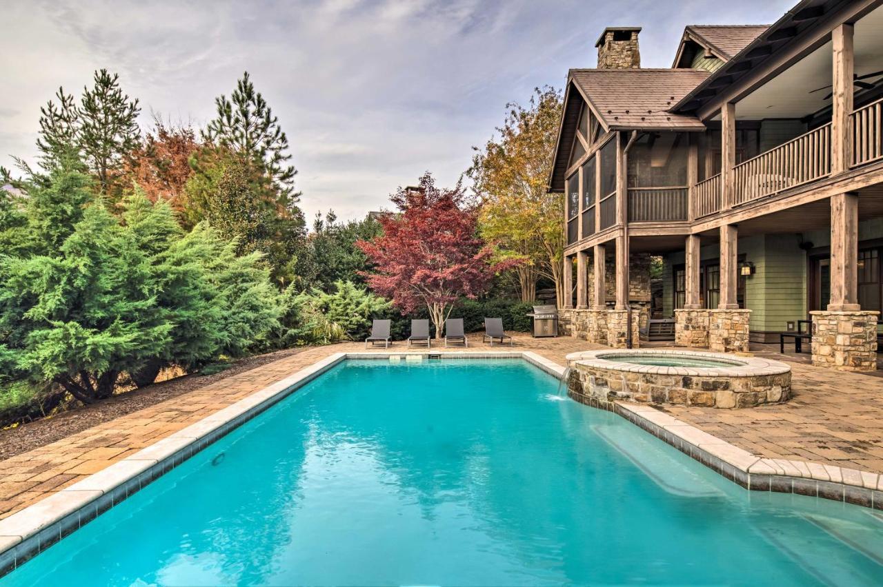 Stunning Mill Spring Home With Mountain Views! エクステリア 写真