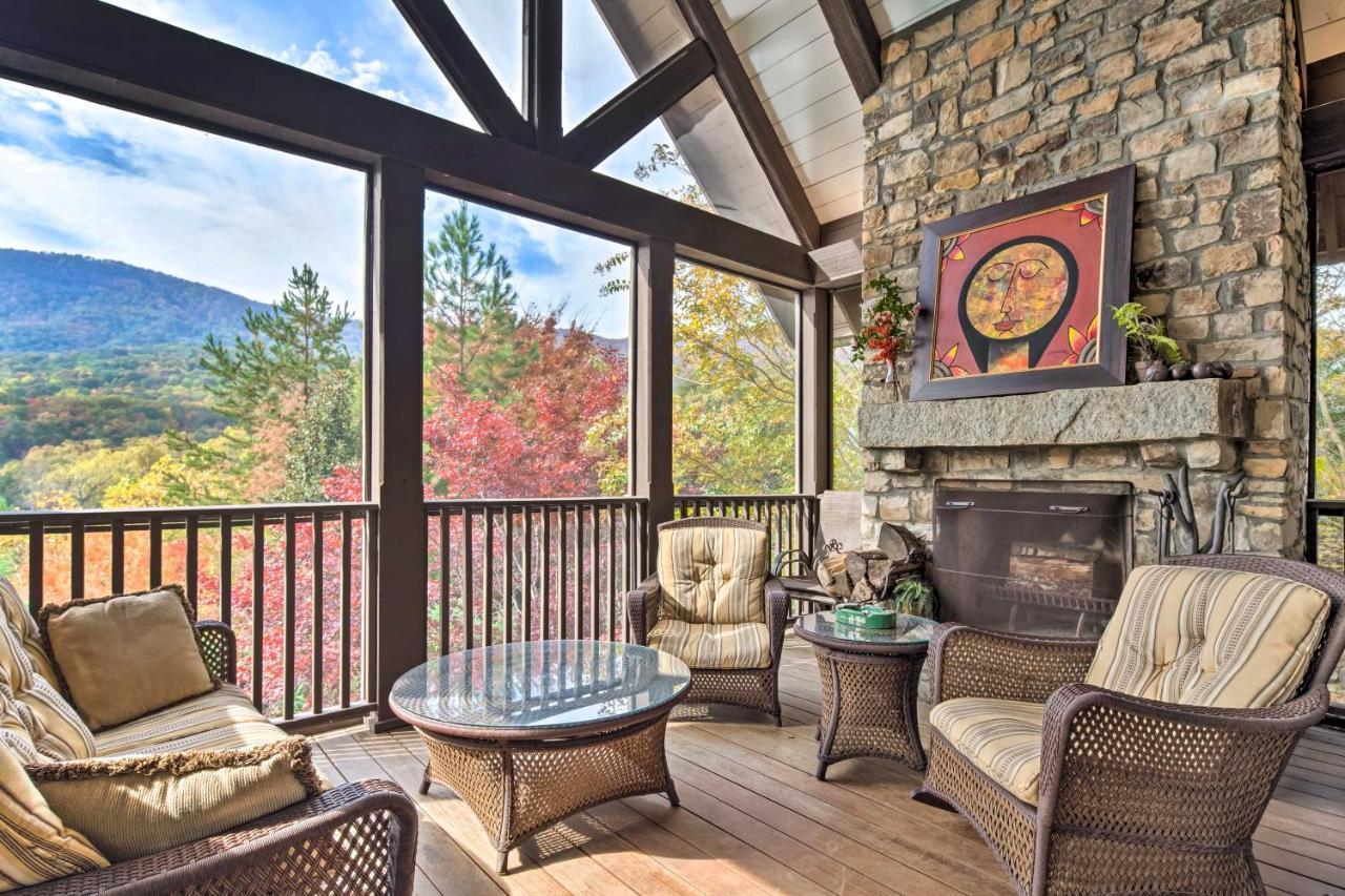 Stunning Mill Spring Home With Mountain Views! エクステリア 写真