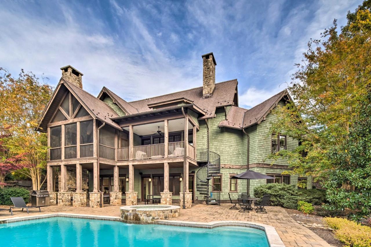 Stunning Mill Spring Home With Mountain Views! エクステリア 写真