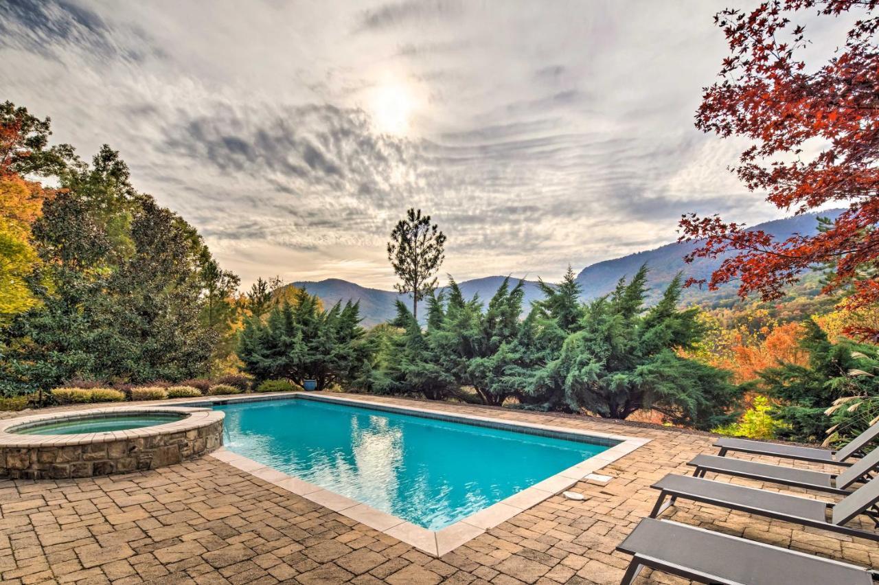 Stunning Mill Spring Home With Mountain Views! エクステリア 写真