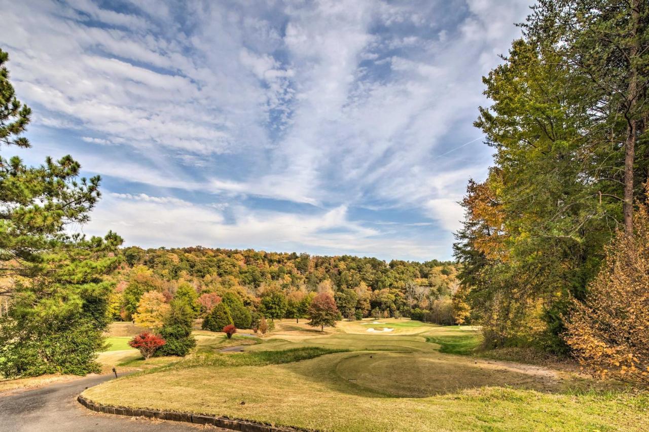 Stunning Mill Spring Home With Mountain Views! エクステリア 写真